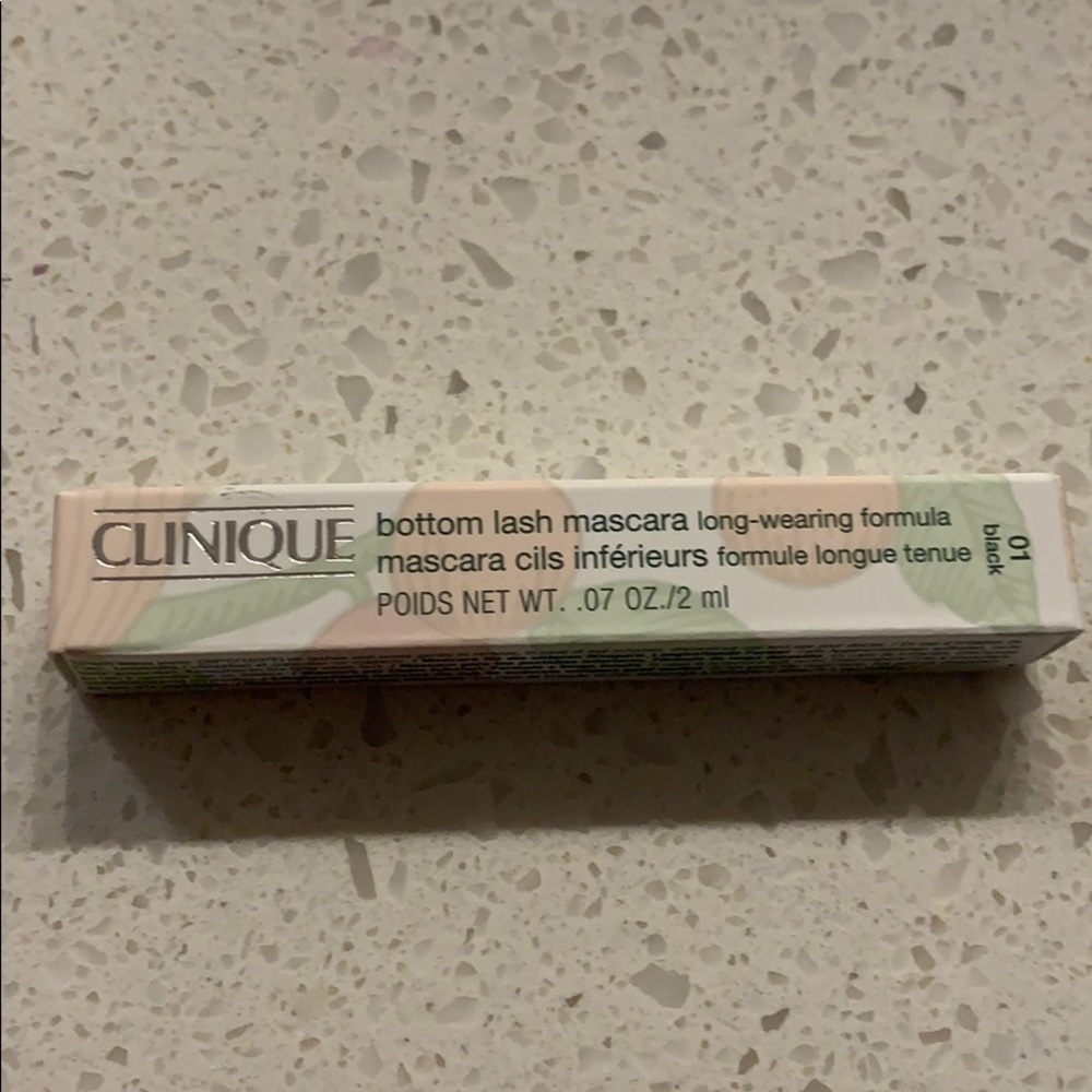 Clinique bottom lash mascara $6 add on